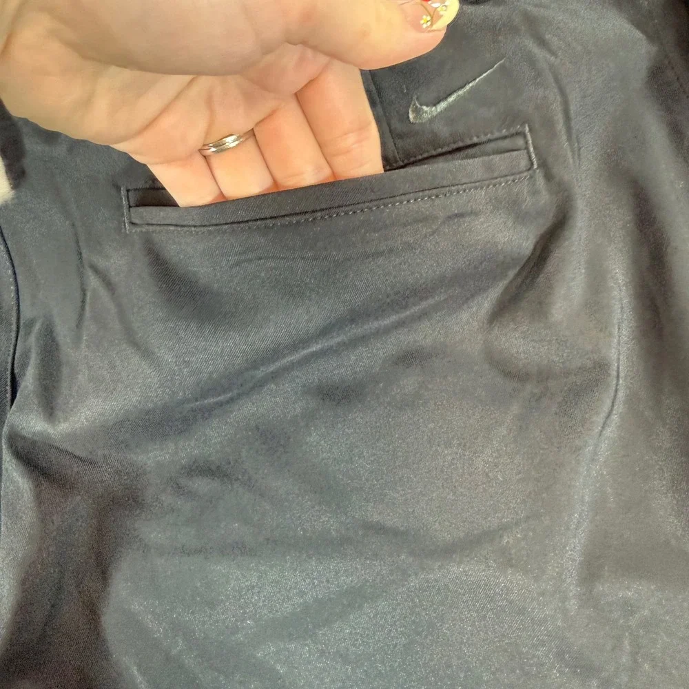 Nike Dri-FIT Golf Shorts Mens 38 Black Flat Front Performance Stretch Activewear